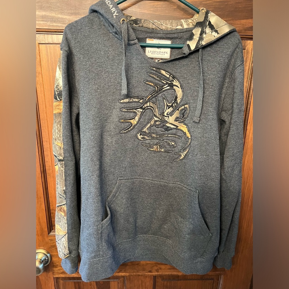 Women’s Legendary Whitetails Camo Outfitter Hoodie